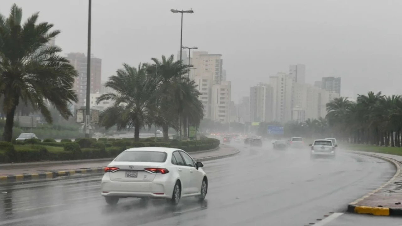 تحذير من تقلبات جوية وأمطار ورياح نشطة تضرب البلاد خلال طقس غدًا